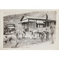 [88] 한국전쟁기 북한군 포로 [흑백사진]