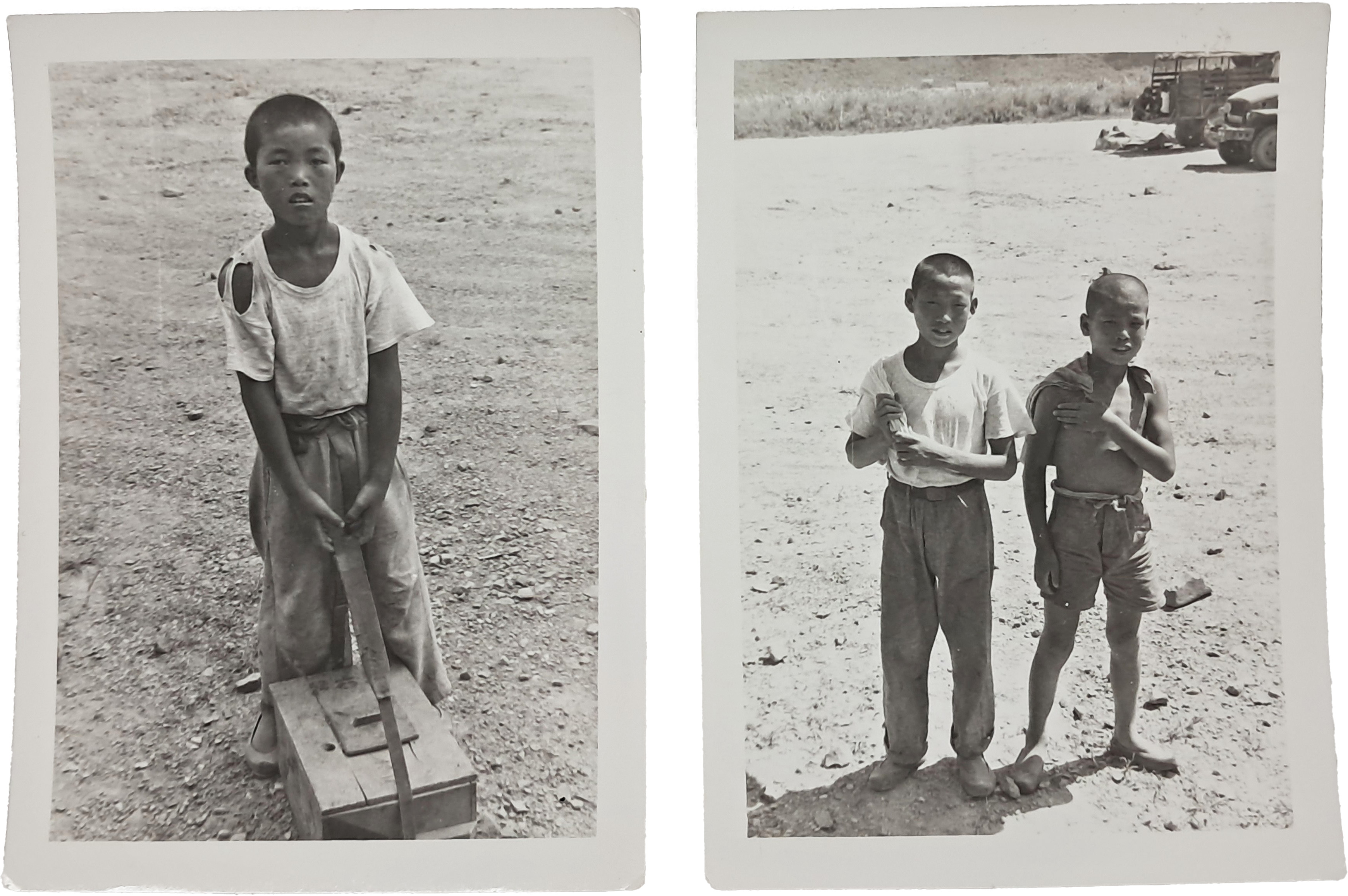 [48] 한국전쟁 뒤의 모습 - 슈사인 보이 사진 2장
