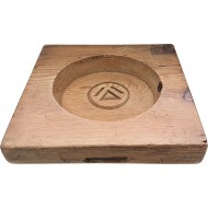 [99] ‘공주 조선주 주조조합(公州朝鮮酒酒造組合)’ 명문이 새겨진 [누룩틀]