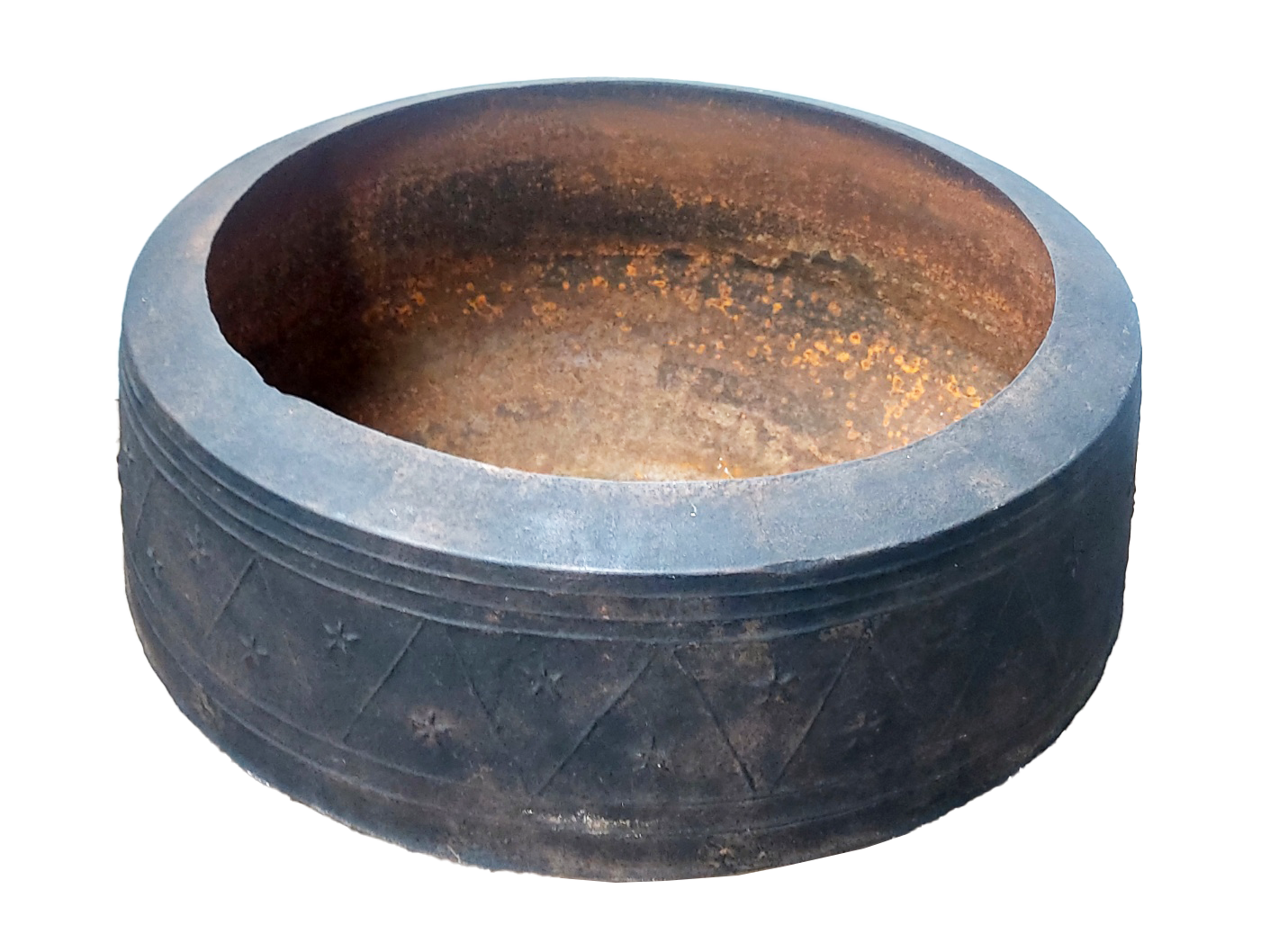 [355] 궁궐이나 큰 사찰에 놓여있던 방화수통 [드므]