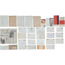 [호남 광주 湖南 光州]를 포함한 미당 서정주의 친필시고 14편과 동서(同壻)인 김관식 시인의 엽서 등 未堂 관련자료 총 6종 37점 일괄